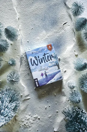 Vista 7 de Devir - Juego de mesa de invierno, juego de estrategia abstracta con control de área y colocación de cartas, juego de duelo para 2 jugadores