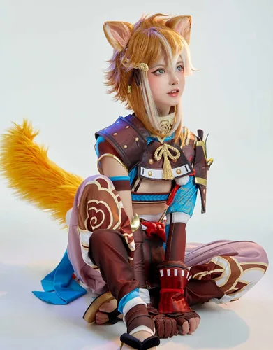 Vista 2 de Disfraz unisex para cosplay con accesorios para tocado para mujer