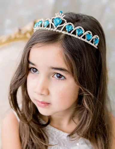 Vista 3 de SWEETV Tiara de princesa azul, regalo de tiara de cumpleaños, corona de cristal en forma de corazón, accesorio para disfraz de Elsa