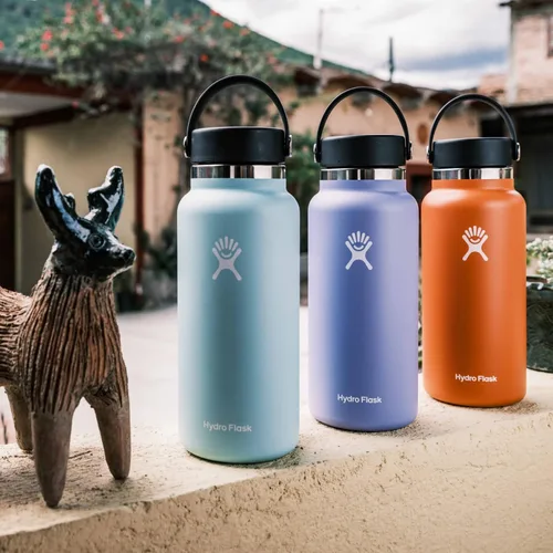 Vista 7 de Hydro Flask Botella de agua – Acero inoxidable aislado – Tapa flexible de boca ancha, antiderrames, a prueba de fugas y recargable en agave de 20