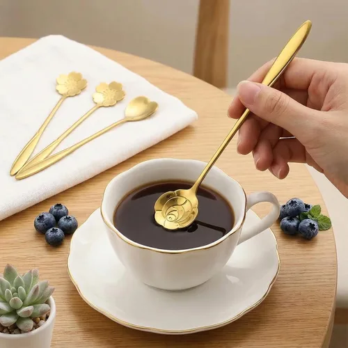 Vista 5 de Juego de 4 cucharaditas de café de 7 pulgadas, cucharas de café para bebidas, para postre, café, helado, té (dorado)
