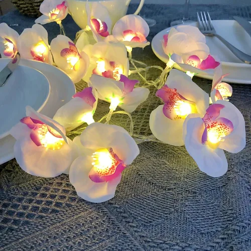 Vista 10 de Guirnalda de luces artificiales de orquídea artificial de 9.8 pies, funciona con USB, luces de hadas de orquídea de mariposa para boda, hogar