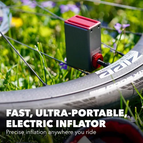 Vista 3 de SILCA ELETTRICO - Bomba eléctrica para bicicleta, bomba digital para neumáticos de bicicleta con apagado automático, recargable USB-C, ultraligera
