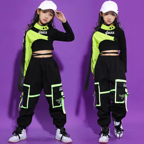 Vista 6 de LOLANTA Ropa de baile Hip Hop para niñas, conjunto de 3 piezas, pantalones tipo cargo, conjuntos activos
