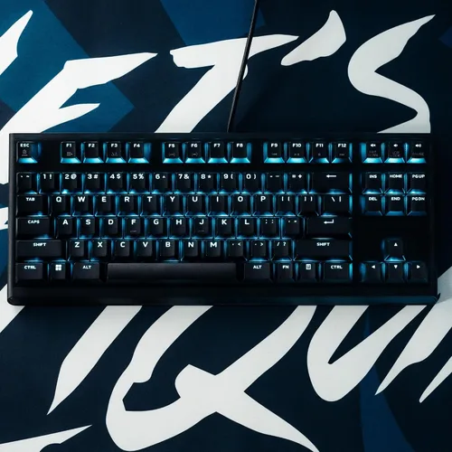 Vista 11 de Alienware Teclado para juegos Tenkeyless - AW420K - Lado Oscuro de la Luna - Con cable, programable, Cherry MX Red, USB, AlienFX RGB / 16.8 millones