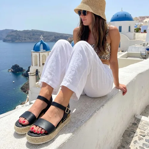 Vista 6 de Sandalias de plataforma CUSHIONAIRE Melissa estilo alpargata para mujer con correa al tobillo ajustable y plantilla de espuma viscoelástica