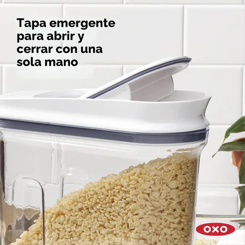 Vista 2 de OXO Good Grips Juego de dispensadores de cereales POP de 3 piezas