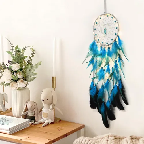 Vista 5 de Dremisland Atrapasueños hecho a mano con plumas azules para colgar en la pared, elegante arte de pared, decoración de habitación para ventanas