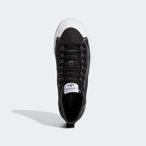 Vista 3 de adidas Nizza Trek - Tenis para mujer, color negro, talla 7, Negroblancogoma