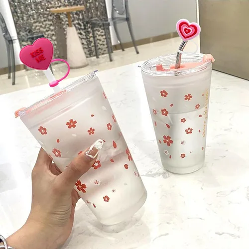 Vista 4 de Accesorios de copa para vaso Stanley de 40 onzas y 30 onzas con asa, adornos de paja rosa intenso, tapa de cubierta de corazón, fundas de paja roja