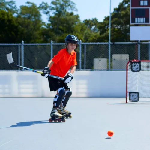 Vista 10 de Franklin Sports - Pelotas de hockey callejero NHL - Sin rebote para uso en exteriores y en patines - Tamaño oficial para hockey callejero juvenil