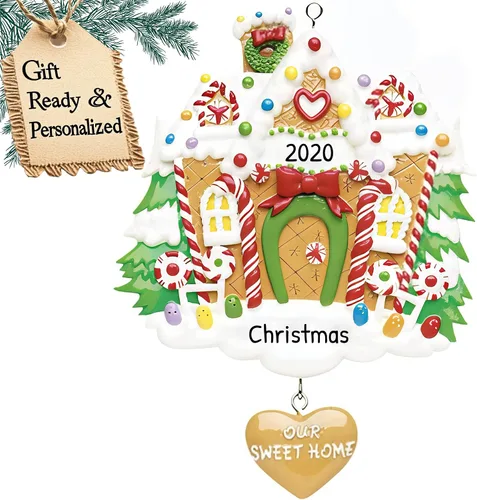 Vista 5 de Adorno 3D personalizado para la primera Navidad en el nuevo hogar 2025 Corona de casa de jengibre nuestro primer adorno para el hogar 2025 adornos
