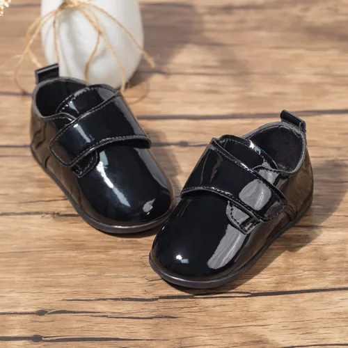 Vista 3 de Miamooi Mocasines clásicos de piel sintética para bebés y niñas, zapatos de vestir de boda para niños pequeños Brogue formal plano perezoso Oxford