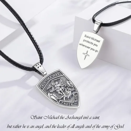 Vista 2 de Eusense Collar con colgante de San MiguelSan CristóbalSan BenitoSan JudaVirgen María MilagrosaCrucifijo de JesúsSan JoséSan Antonio para hombres