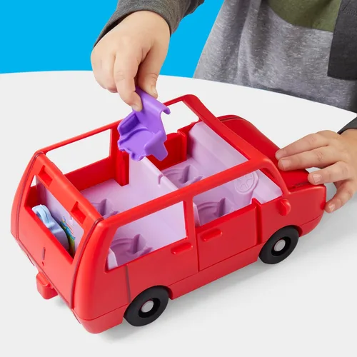 Vista 7 de PEPPA PIG Peppa's Big Family Car con 2 figuras (para 5), juego de autos de juguete para niñas y niños, niños a partir de 3 años