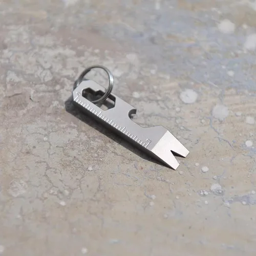 Vista 8 de Hamans Llavero de barra de palanca de bolsillo de titanio, herramienta múltiple Utra Mini Pry Bar abridor de botellas llave extractor de uñas