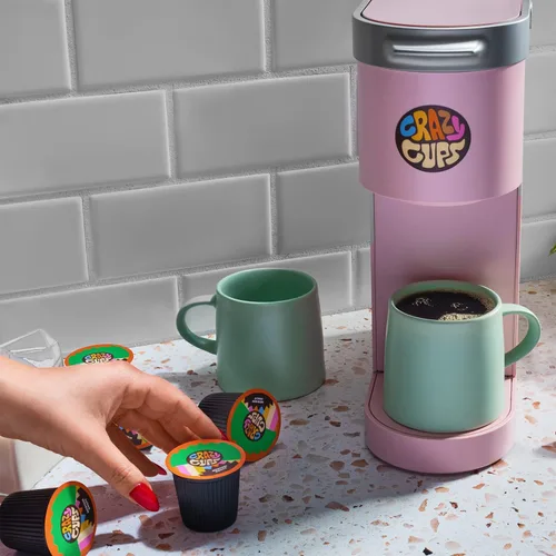 Vista 7 de Crazy Cups - Cápsulas de café descafeinado con sabor a plátano, café descafeinado con sabor a Bananas Foster Flambée, café tostado medio de una sola