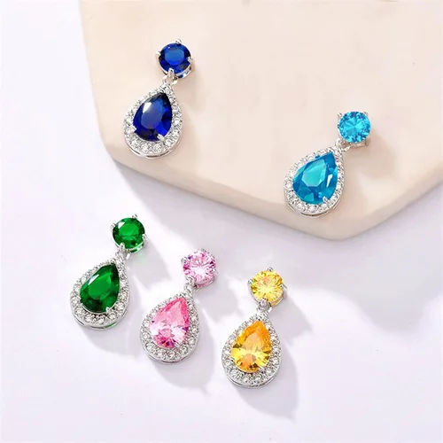 Vista 3 de VONSSY Aretes colgantes de gota Aretes hipoalergénicos de circonita cúbica chapados en oro blanco con piedras preciosas en forma de gota de agua