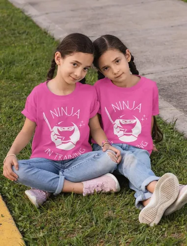 Vista 4 de Ninja in Training - Camisa para niños, regalos novedosos de Ninjas para niños y niñas