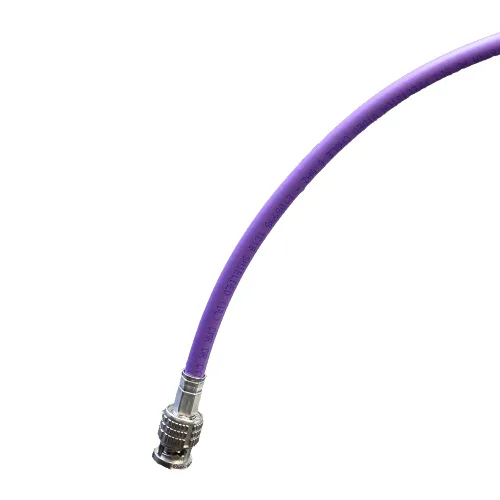 Vista 11 de Blue Jeans Cable Cable SDI 3G/6G, tamaño RG6 (18AWG), con BNC Canare (10 pies, negro)