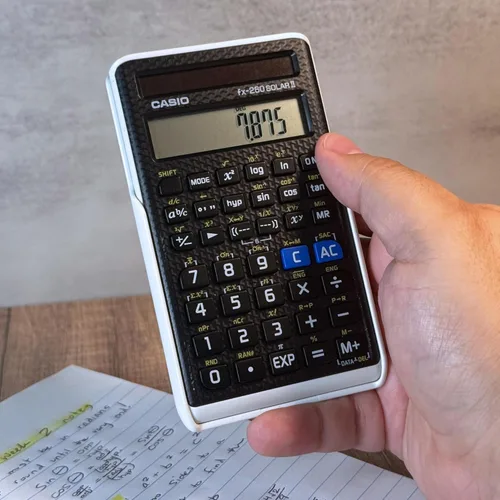 Vista 6 de Casio (FX-260 SOLARII-S-IH) - calculadora científica negra, 3 pulgadas de ancho נ5 pulgadas de alto, 2.25