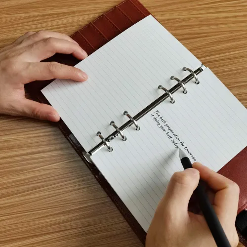 Vista 5 de Papel de repuesto rayado A6, 100 hojas/200 páginas, hojas sueltas para carpetas Filofax Person, 6 agujeros perforados, papel de relleno blanco