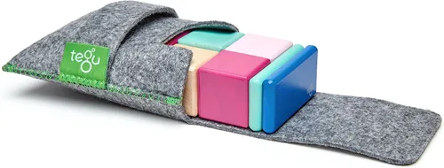 Vista 3 de Juego de bloques de madera magnéticos Tegu Pocket Pouch de 8 piezas, Blossom