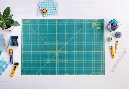 Vista 3 de Tapete de cortar Olfa con diseño reticulado