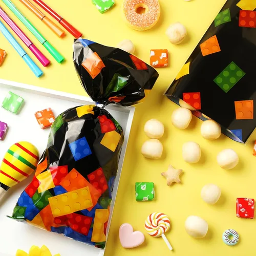 Vista 3 de 100 bolsas de celofán con bloques de construcción, suministros para fiesta de cumpleaños, bolsas de dulces con 100 lazos plateados para recuerdos