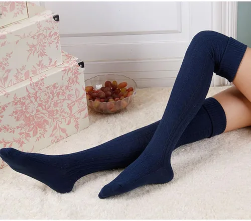 Vista 4 de LIZAIDA MENENDEZ Calcetines altos extra largos para mujer, medias altas por encima de la rodilla, calcetines largos cálidos, calentadores de piernas