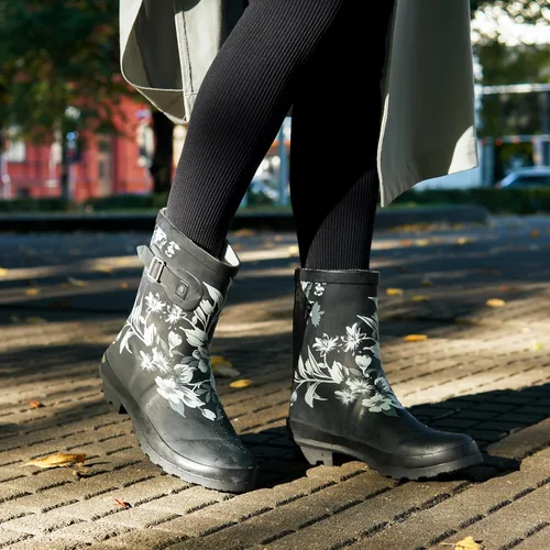 Vista 3 de NORTY Botas de goma para mujer Zapatos de lluvia impermeables por encima del tobillo para el trabajo y la recreación Calzado para todo