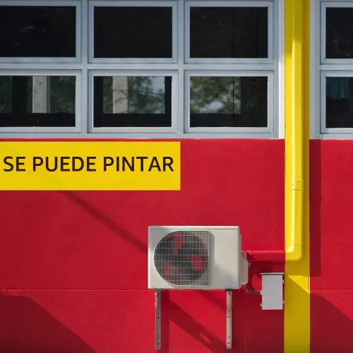Vista 8 de Kit de cubierta de conjunto de líneas de 3" de ancho y 7.5 pies de largo para aires acondicionados mini split, cubierta de línea delgada de PVC