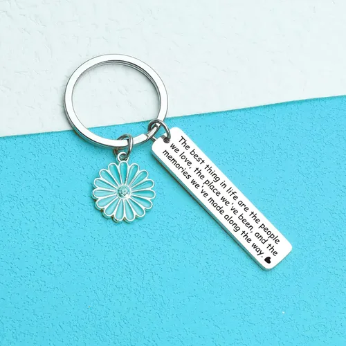 Vista 4 de Llavero de memoria, llavero de girasol, joyería de Besties, llavero de graduación, regalo para colegas