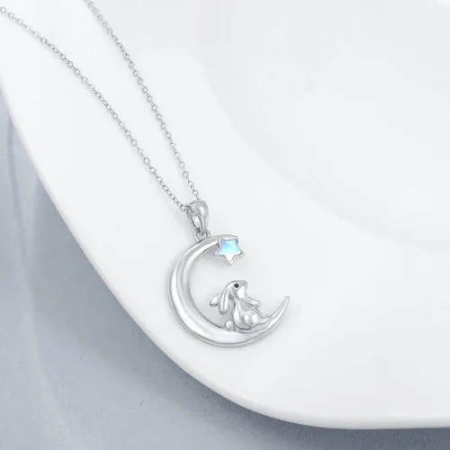 Vista 4 de Onefinity Collar de conejo de plata de ley con nudo celta y luna, colgante para mujer y mamá
