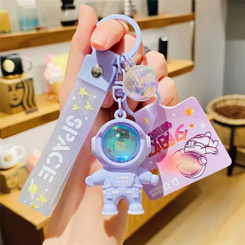 Vista 3 de Vlmazlm Cool Keychains Astronaut Kawaii Key Chain with Sunset Light, Astronaut Cute Keychains Pendant Car Keychains