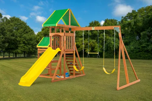 Vista 4 de Woodlands Cedar Backyard Playset con tobogán amarillo W: 13 pies 10 pulgadas de diámetro: 11 pies 3 pulgadas de altura: 9 pies 10 pulgadas 2