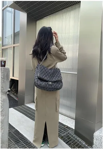 Vista 4 de Bolso casual de un hombro de moda retro de mezclilla a cuadros de diamante gris para mujer Grande