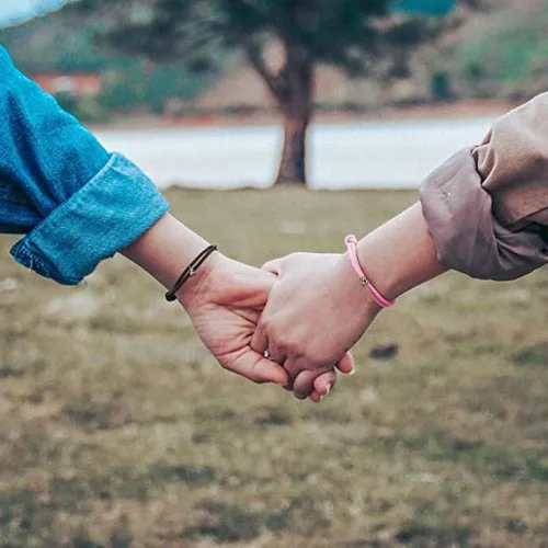 Vista 4 de YUQCUZEU 2 pulseras en forma de corazón para parejas, cuerda de cadena, pulsera de amistad, regalo para novio, novia, mujeres y hombres, Cuerda