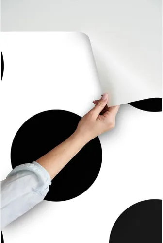 Vista 3 de Papel tapiz para despegar y pegar, diseño de lunares, círculos negros y blancos, moderno, geométrico, extraíble, por Spoonflower Sample 12" x 24