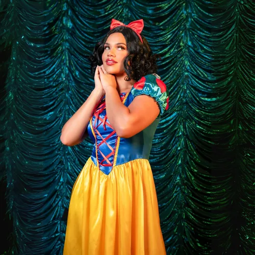 Vista 4 de Leg Avenue Vestido completo de princesa clásico de Blancanieves para mujer, para amigas y familiares