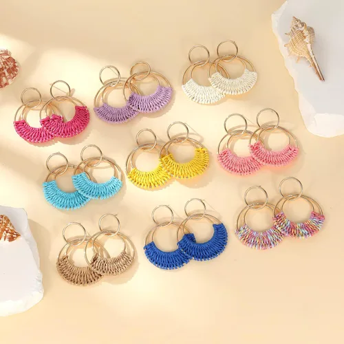 Vista 6 de Aretes colgantes de rafia de verano bohemios para mujeres y niñas, diseño bohemio de rafia, de paja trenzada, de mimbre, redondos, ligeros