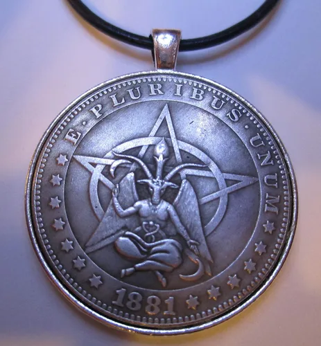Vista 3 de Fantasy Hobo Coin 1881 Baphomet Pentagram Horned Goat Devil Head, COLGANTE, collar de cuerda de cuero de 24 pulgadas