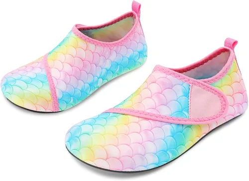 Vista 2 de Scurtain - Zapatos acuáticos para niños, calcetines acuáticos de secado rápido con sensación de pies descalzos para niños, niñas y bebés con suela