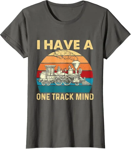 Vista 7 de Camiseta con texto en inglés "I Have A One Track Mind - Trainspotter Model Train Railroad, Negro, S