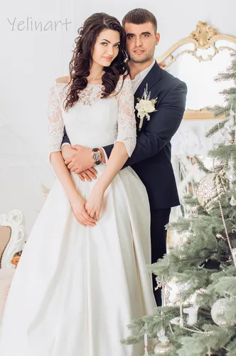 Vista 4 de Sinlge - Boutonniere blanco marfil para hombres, para boda, novio, padrinos de boda, color crema, flores de rosas artificiales para ceremonia