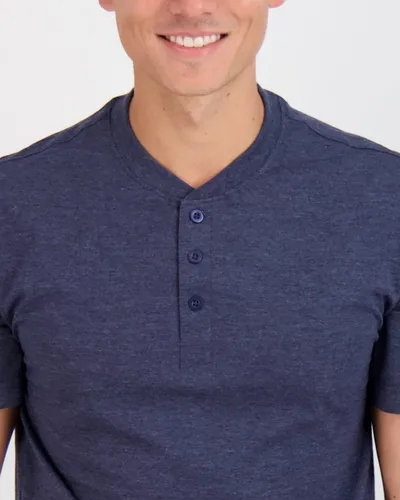 Vista 3 de Real Essentials Paquete de 3 camiseta Henley de manga corta y larga de algodón para hombre, ropa deportiva de alto rendimiento