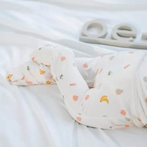 Vista 7 de OETEO Mameluco de algodón con certificación Oeko-Tex, fácil de llevar, con pies y mitones convertibles, paquete de pijama Gtube adaptable