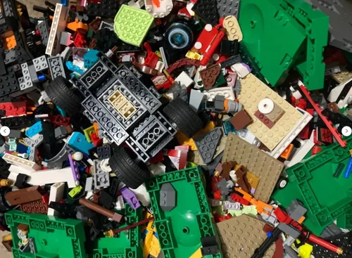 Vista 3 de LEGO ¡Lote a granel de 4 libras! Piezas, partes y ladrillos aleatorios, 500 piezas