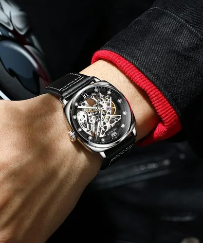 Vista 3 de OUPINKE Relojes automáticos de esqueleto para hombre, mecánica, cuerda automática, correa de cuero elegante, estilo steampunk, luminoso
