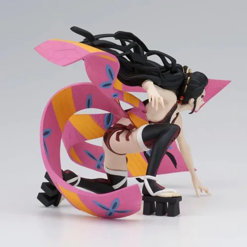 Vista 5 de Banpresto - Demon Slayer: Kimetsu no Yaiba - Daki (ver. A), Figura de Bandai Spirits Vibration